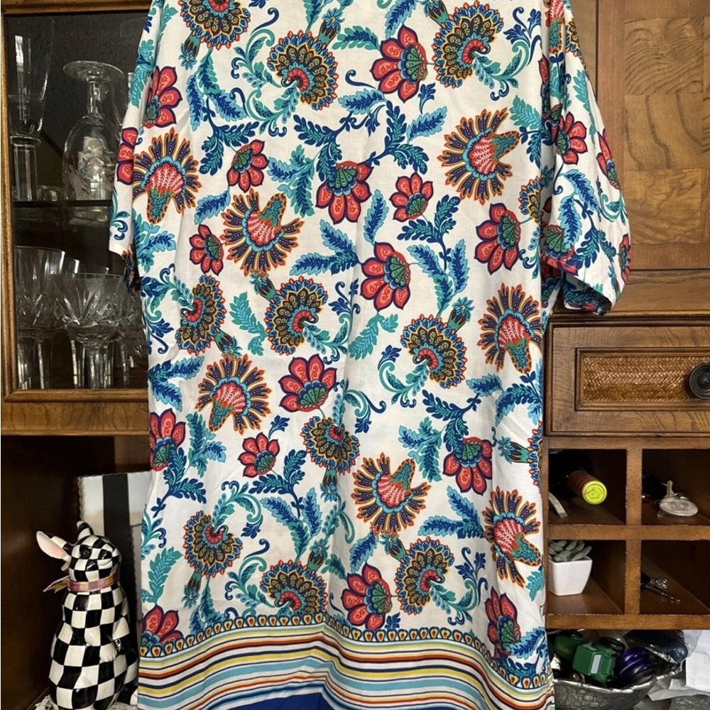 Nwot Tommy Bahama Delicate Flora 100% rayon  Shift Dress Size s coverup